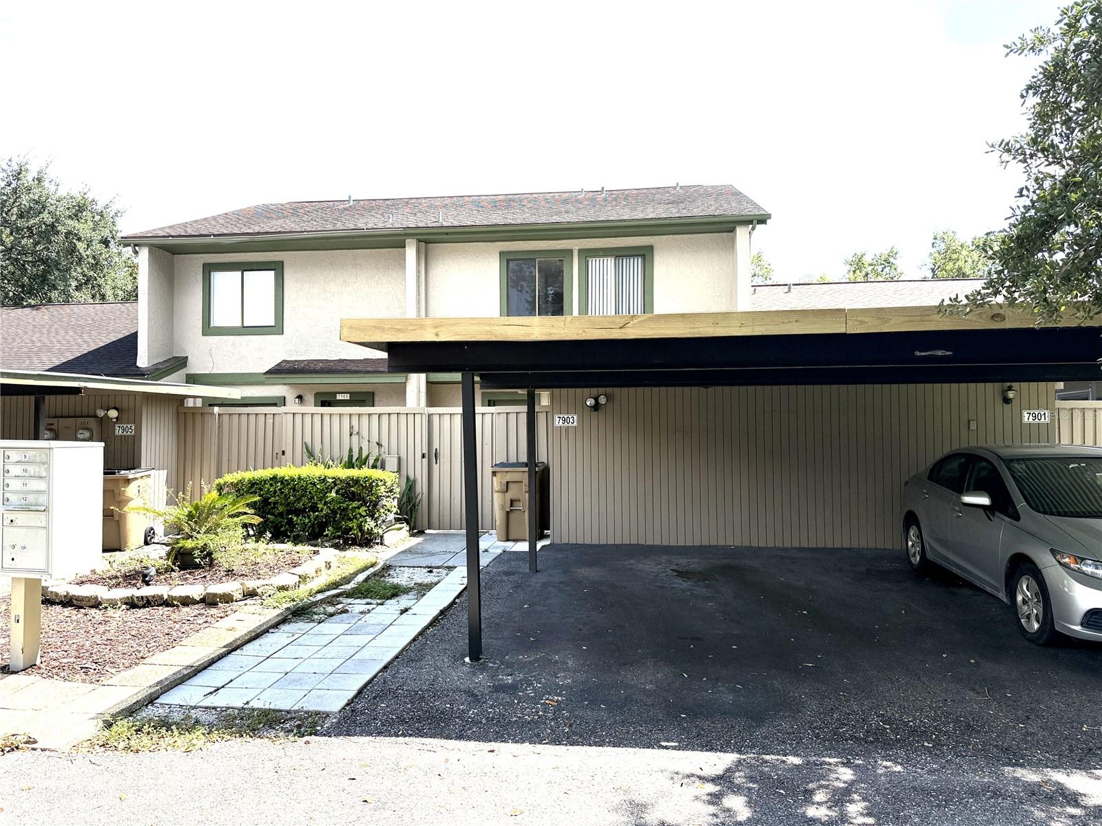 7903 SUGARCANE COURT