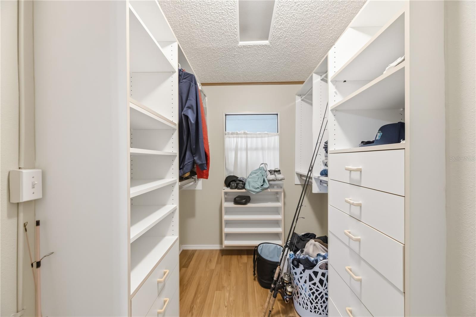 IMPERIAL LAKES ESTATES UNIT II - Residential