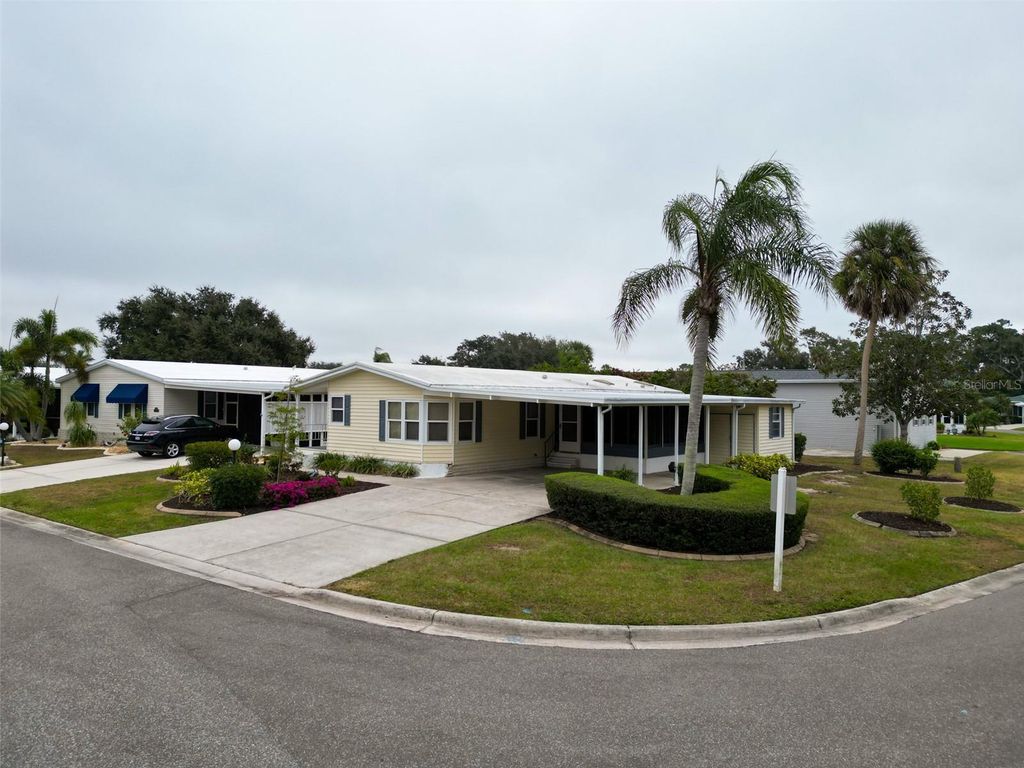 Photo of 8402 Imperial Circle, Palmetto, FL 34221 (MLS # A4674977)