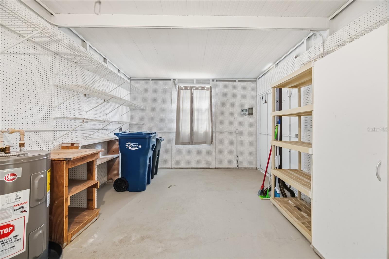 IMPERIAL LAKES ESTATES UNIT II - Residential