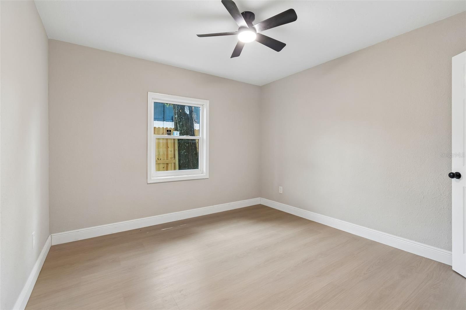 LINCOLN GARDENS - Residential