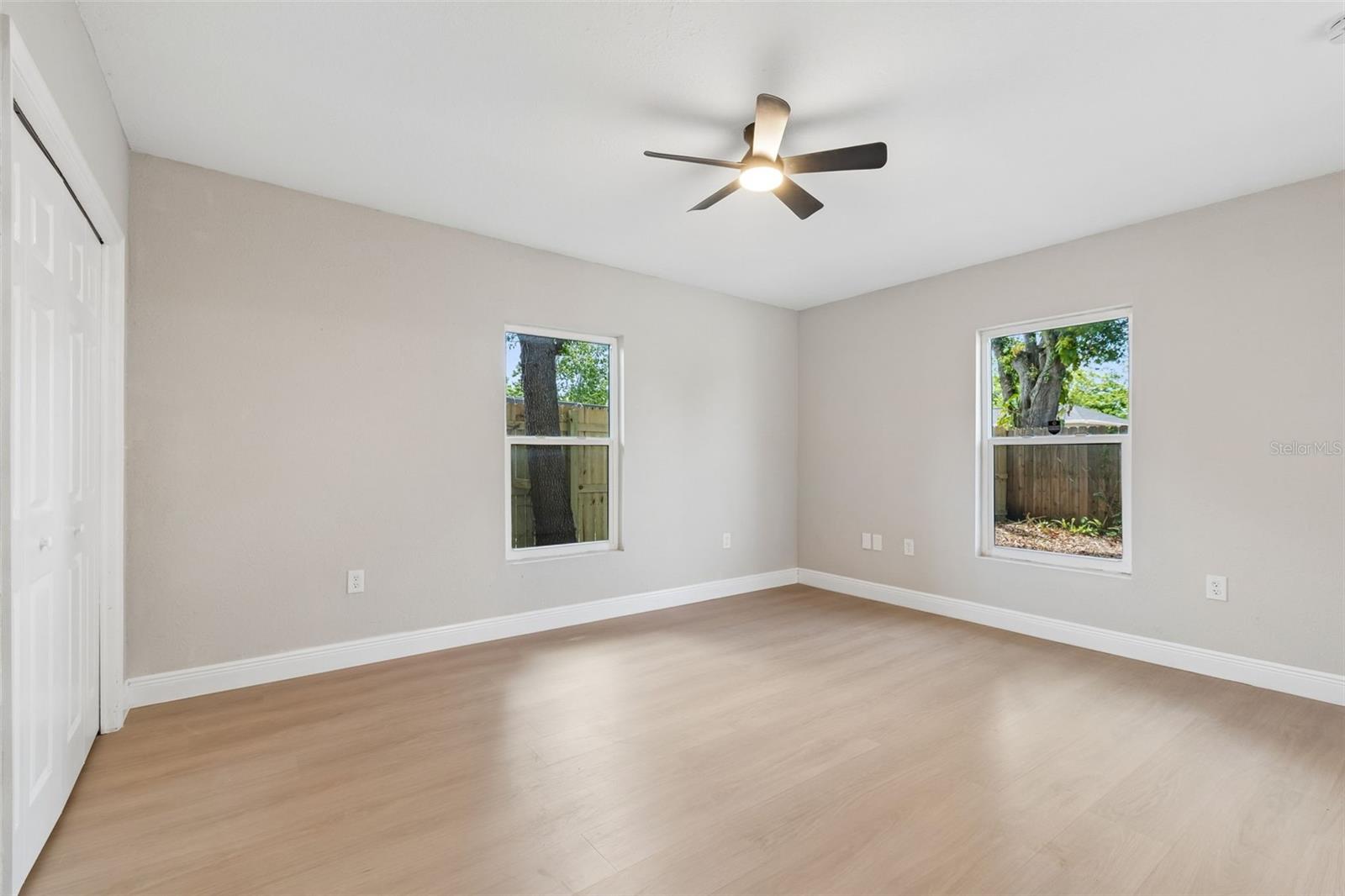 LINCOLN GARDENS - Residential