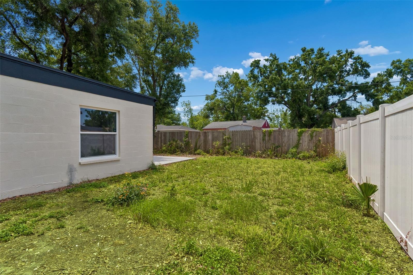 LINCOLN GARDENS - Residential