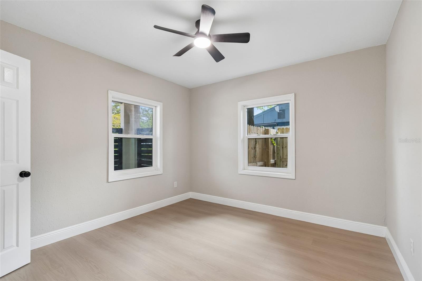 LINCOLN GARDENS - Residential