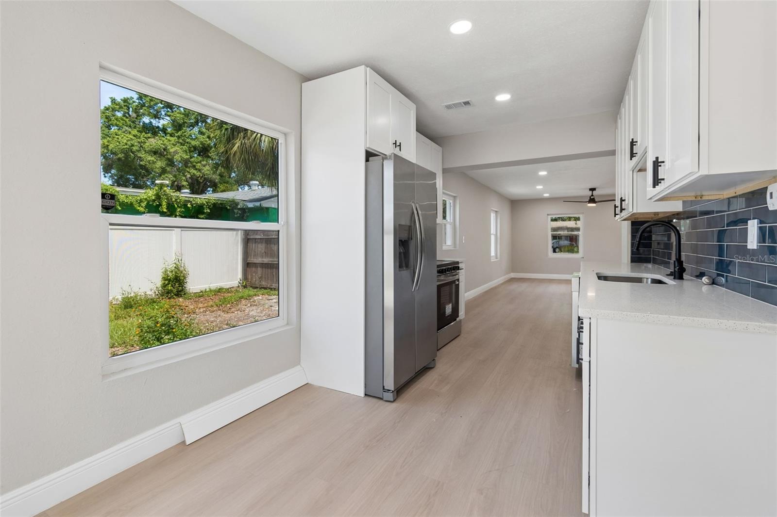 LINCOLN GARDENS - Residential