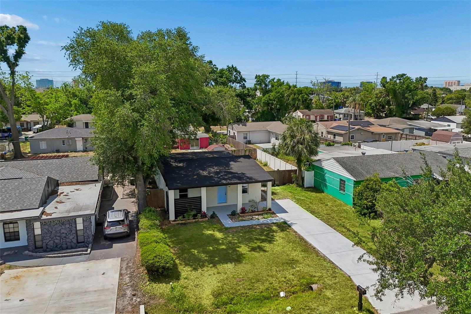 LINCOLN GARDENS - Residential