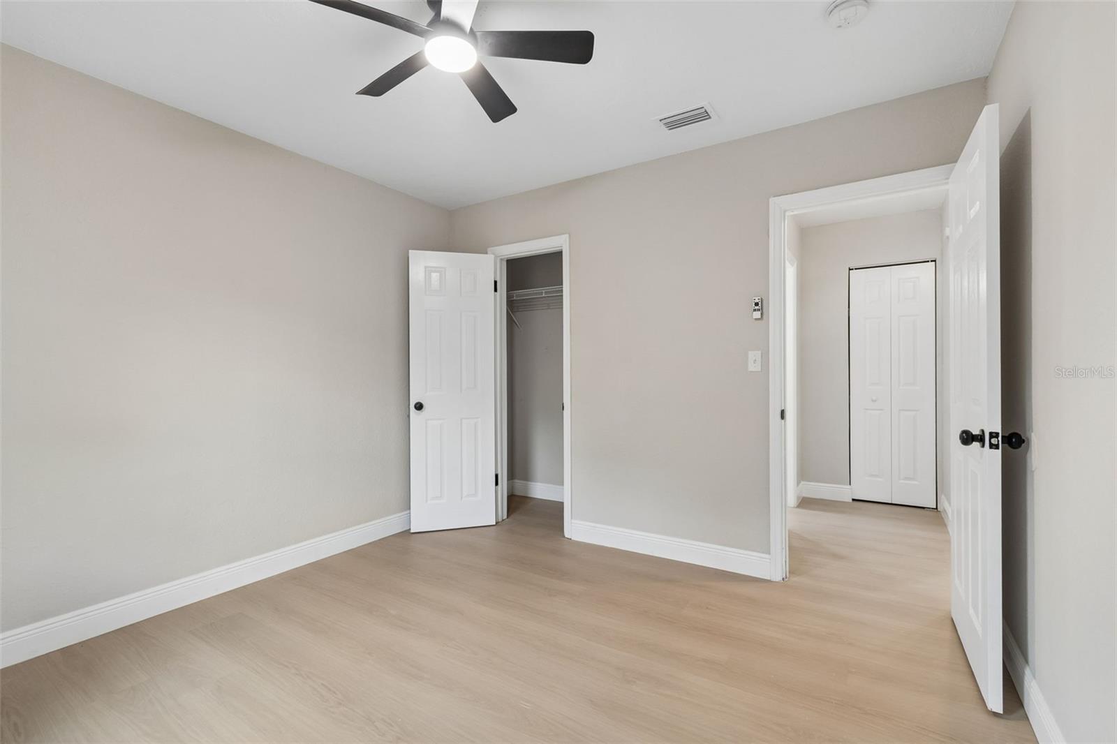 LINCOLN GARDENS - Residential