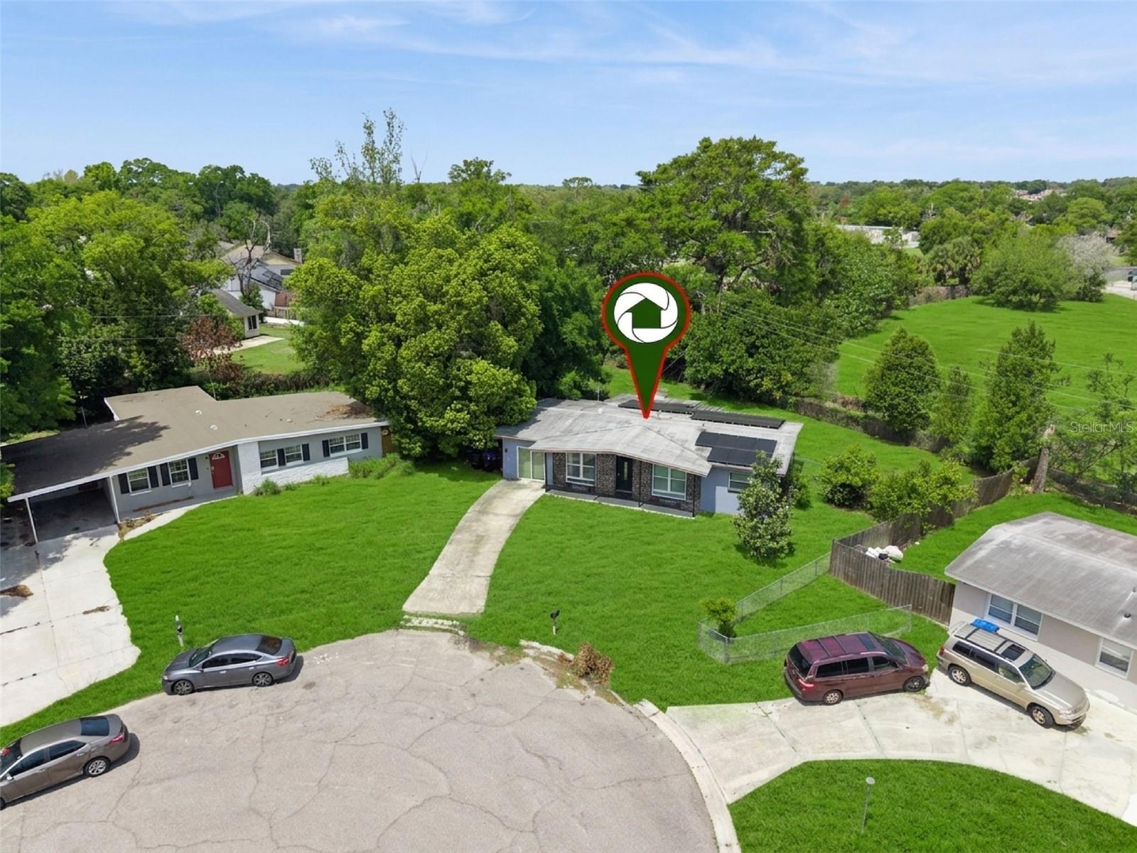 6204 OAKCREST CIRCLE