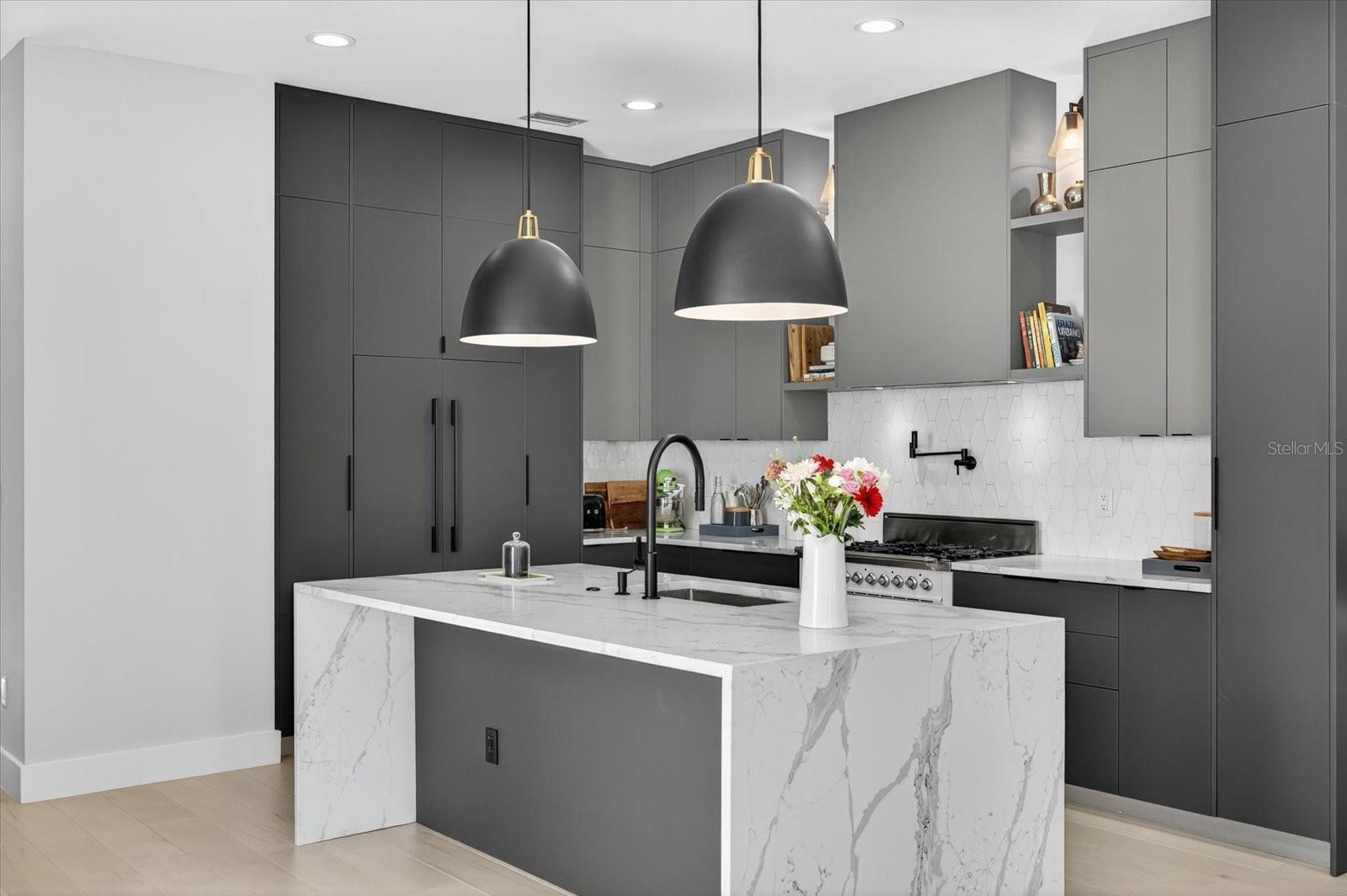 WEST HIGHLANDS - Residential Lease