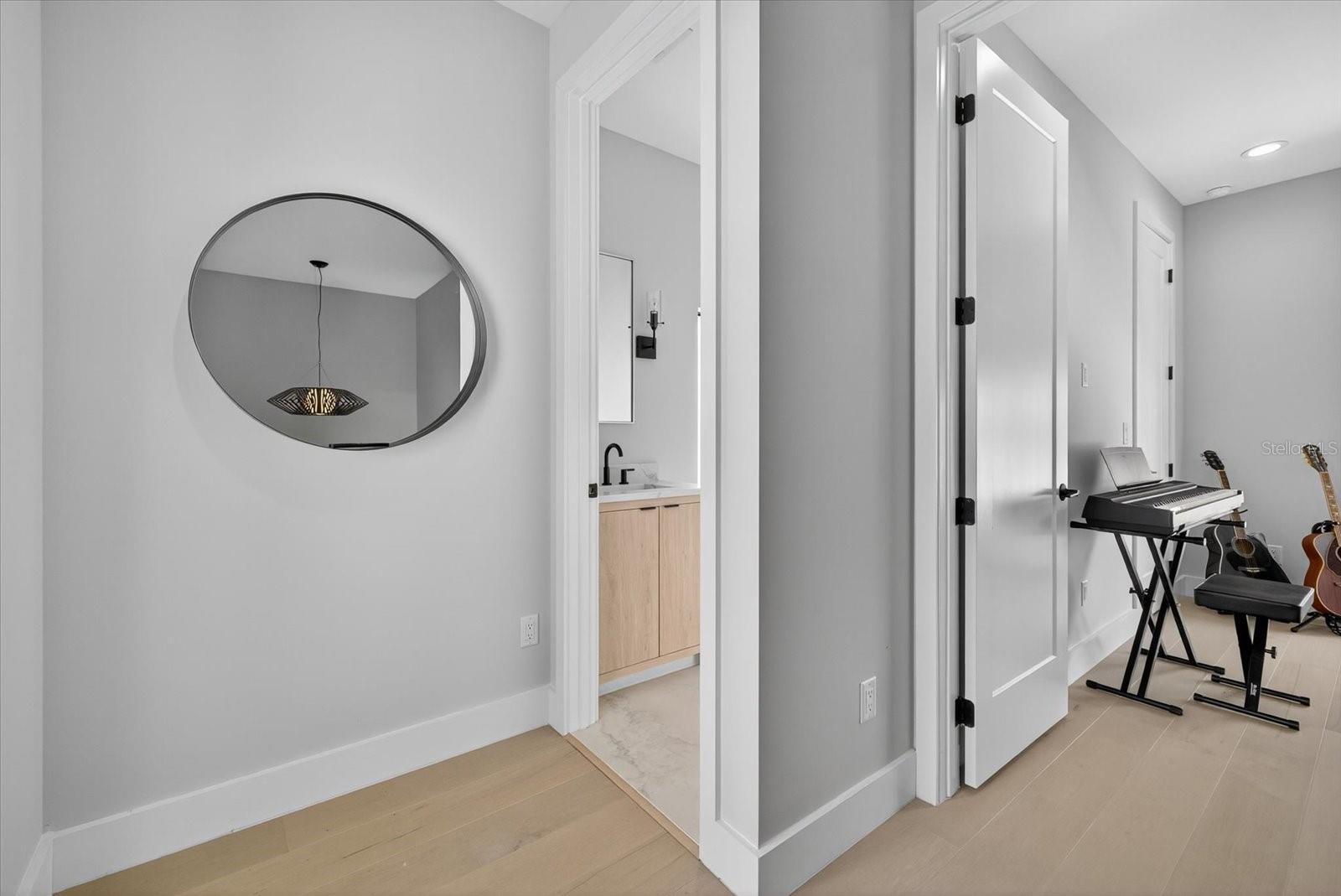 WEST HIGHLANDS - Residential Lease