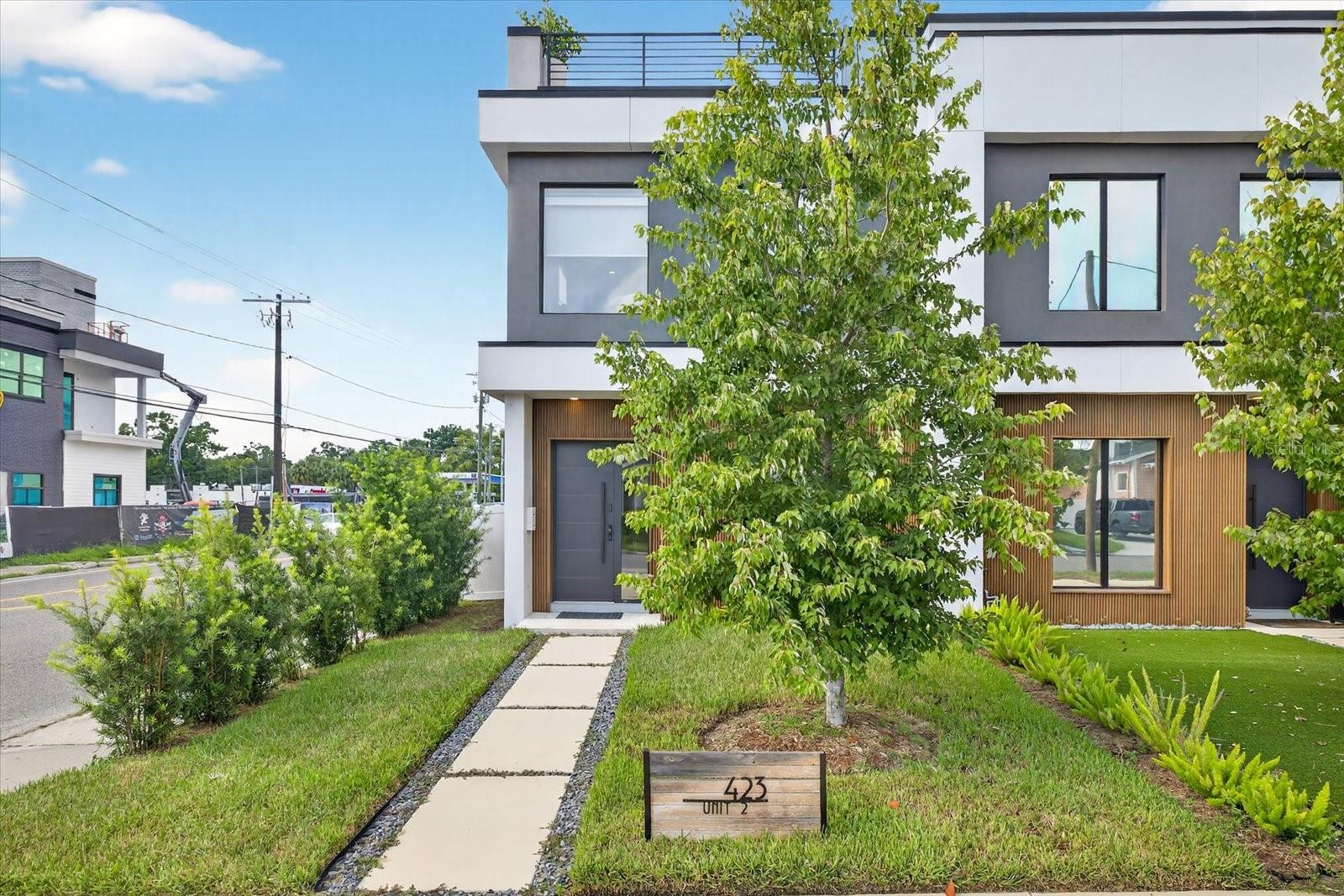 WEST HIGHLANDS - Residential Lease