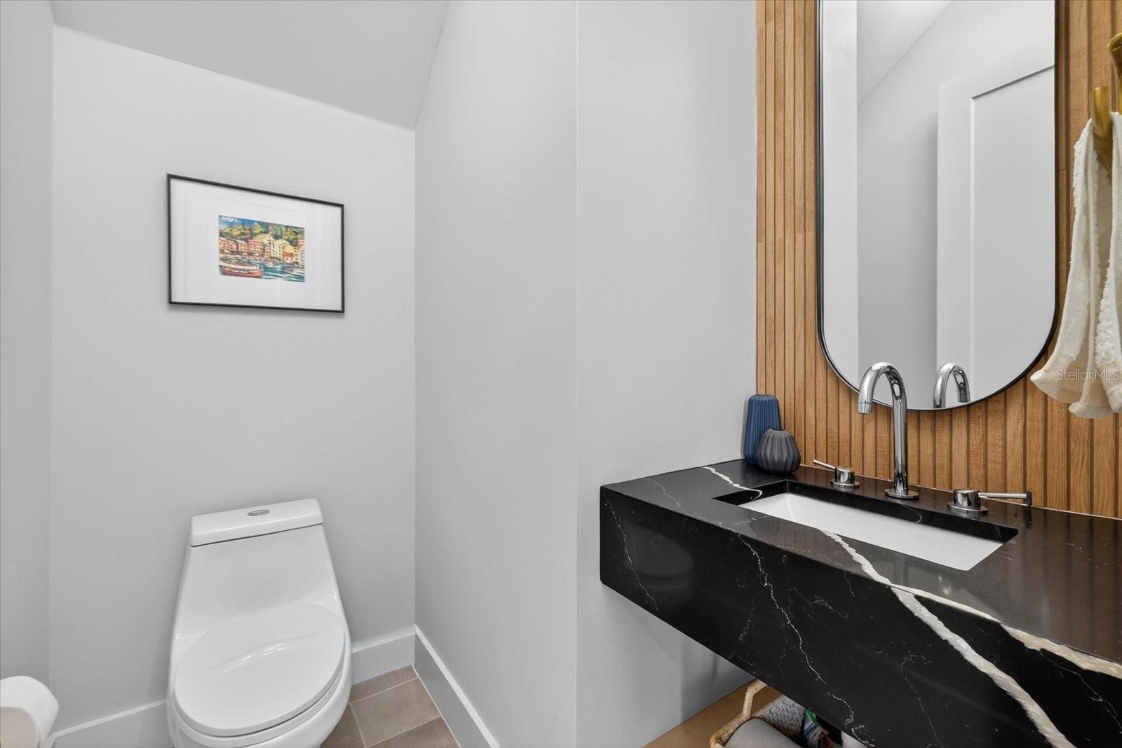 WEST HIGHLANDS - Residential Lease