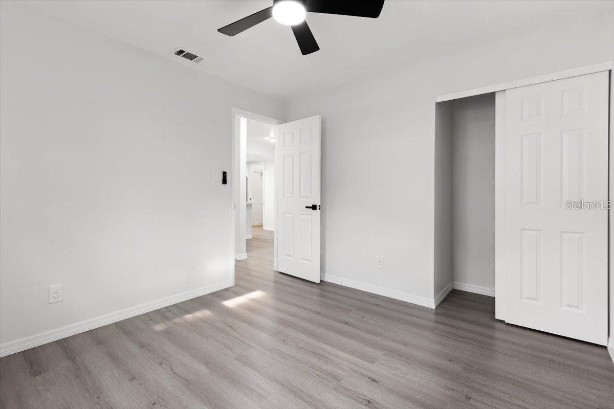 SHOREACRES CENTER - Residential Lease