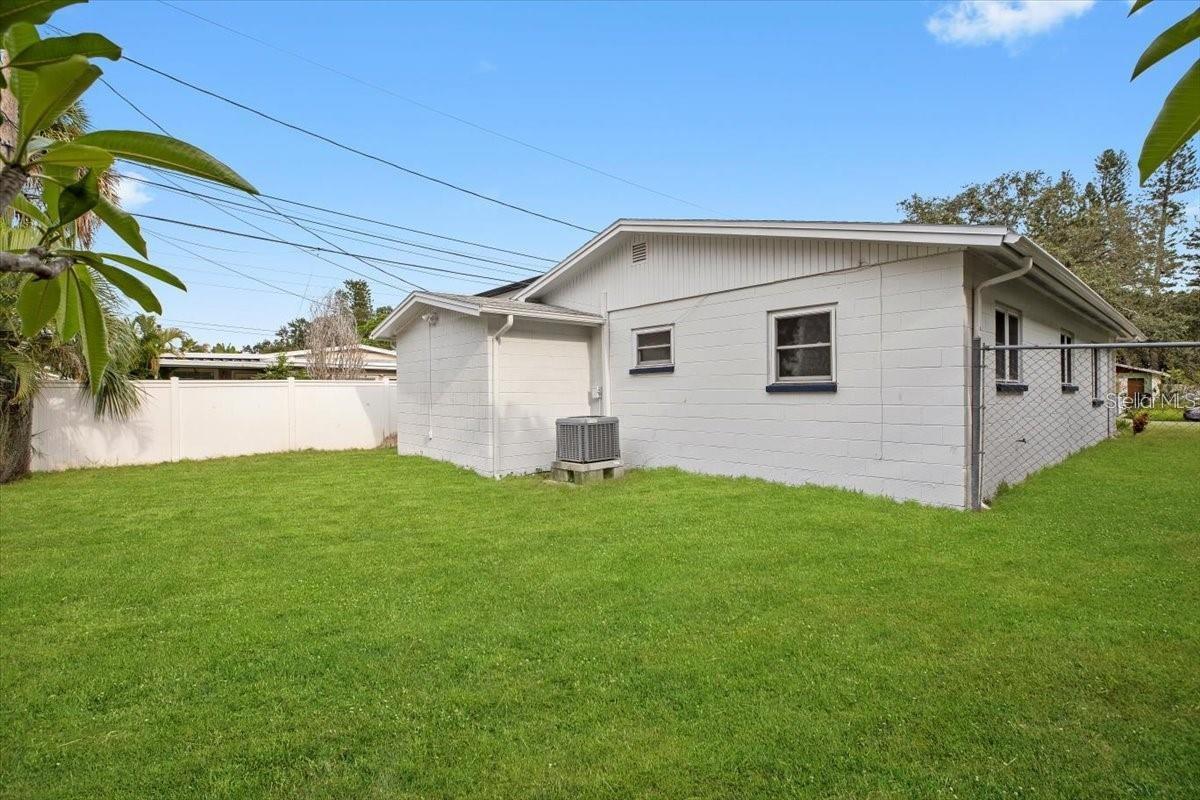 SHOREACRES CENTER - Residential Lease