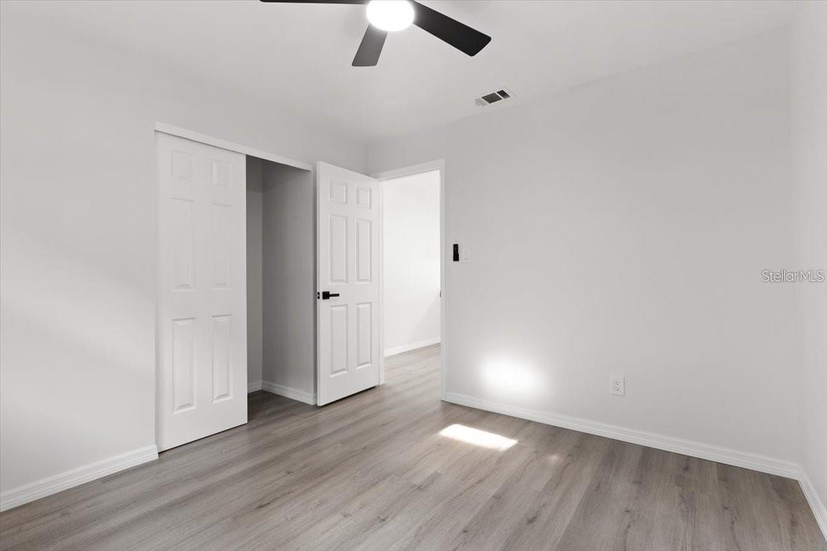 SHOREACRES CENTER - Residential Lease