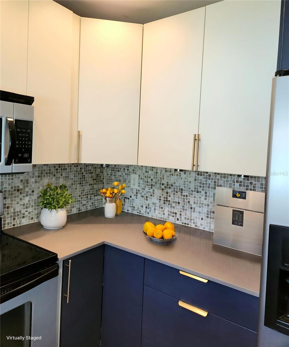 3500 EL CONQUISTADOR PARKWAY 336