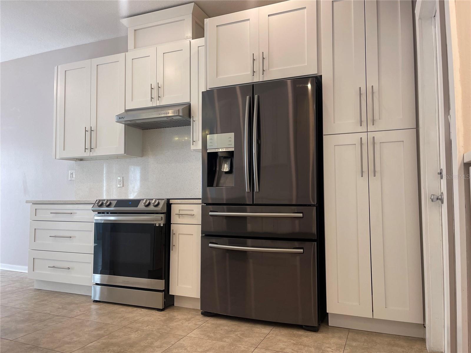 CASA BLANCA - Residential