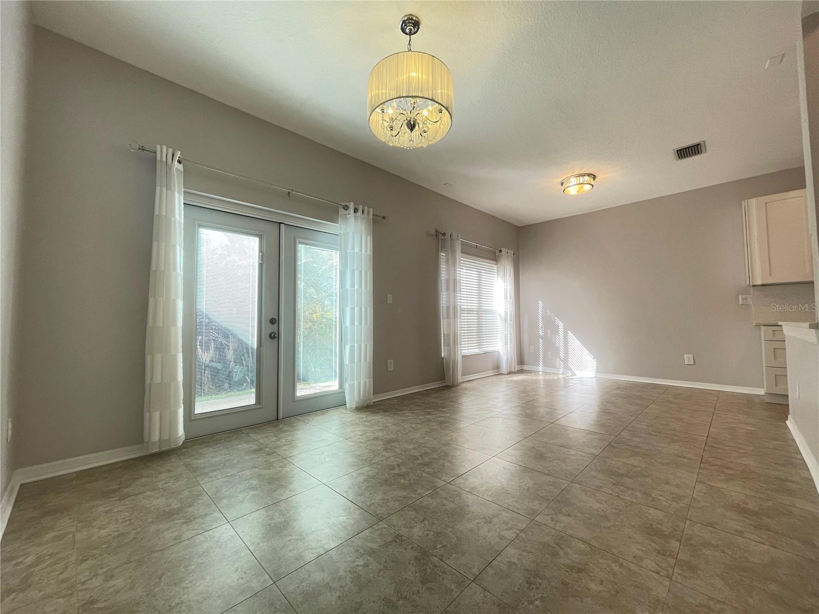 CASA BLANCA - Residential