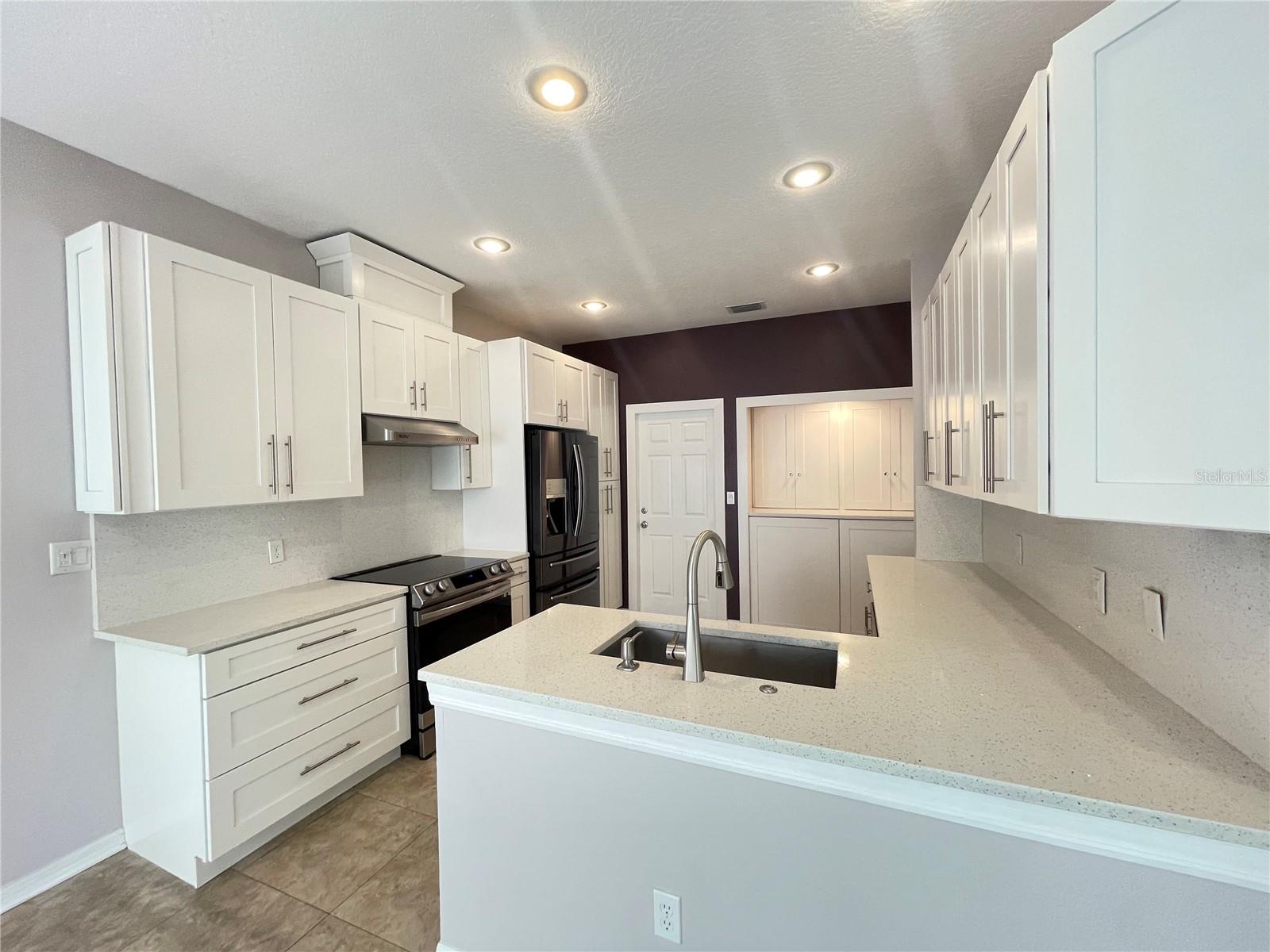 CASA BLANCA - Residential