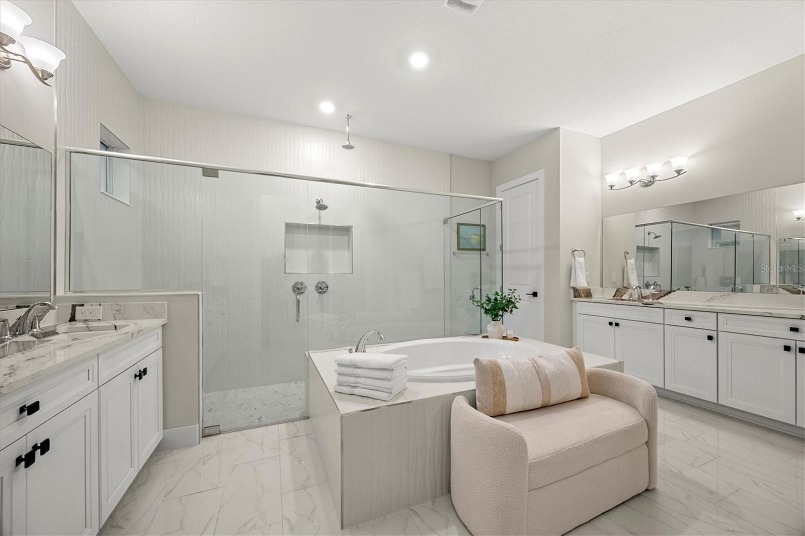 ISLES AT LAKEWOOD RANCH PH II - Residential