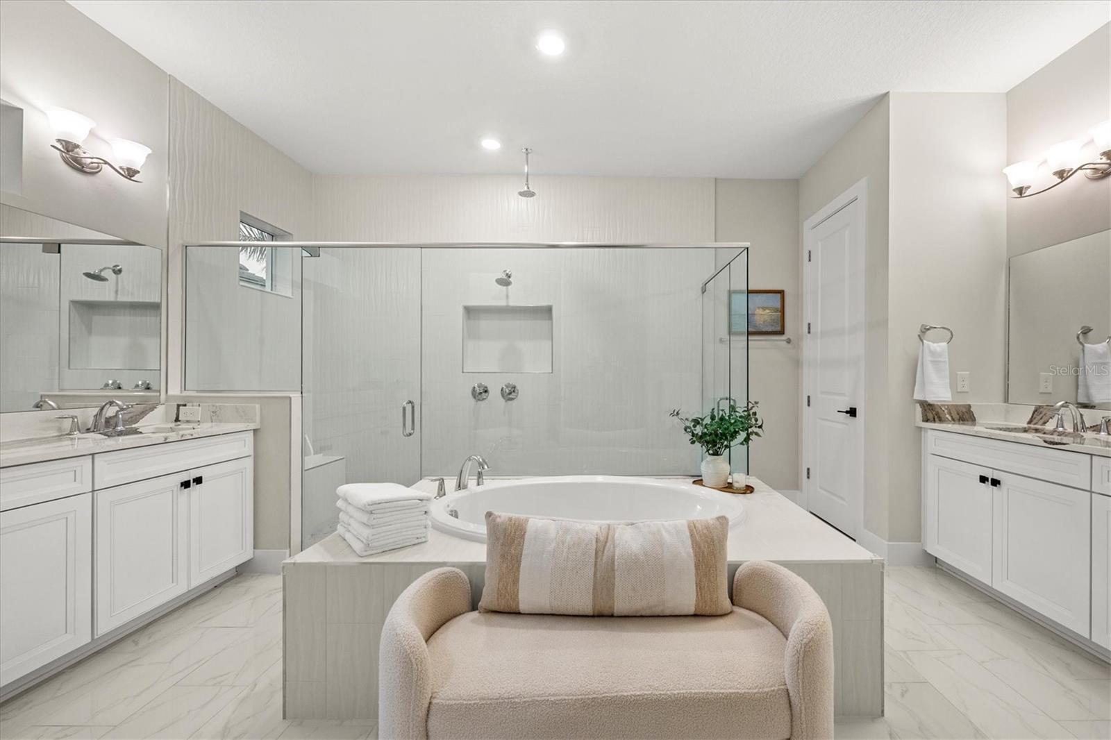 ISLES AT LAKEWOOD RANCH PH II - Residential