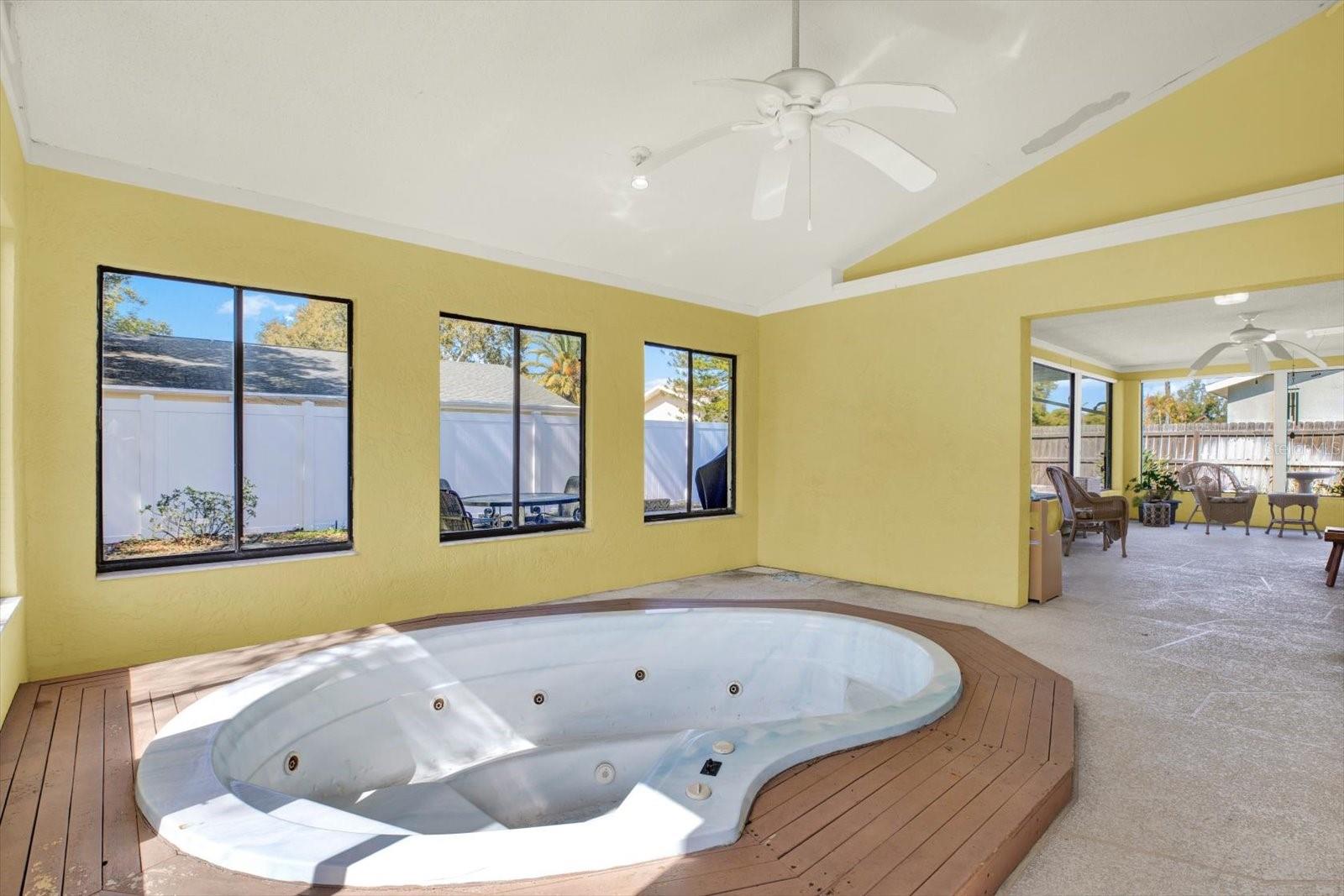 HILLTOP GROVES ESTATES - Residential