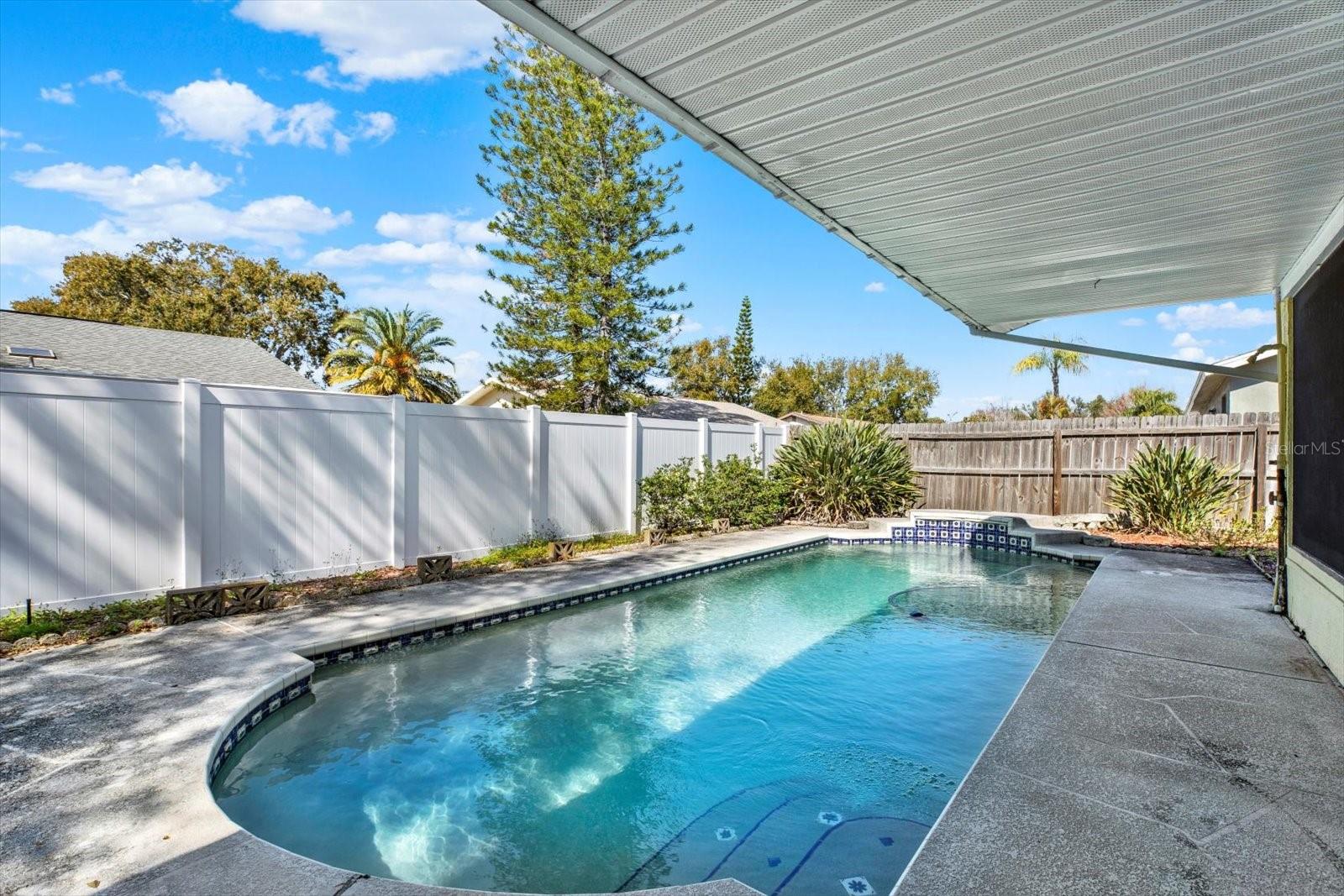 HILLTOP GROVES ESTATES - Residential