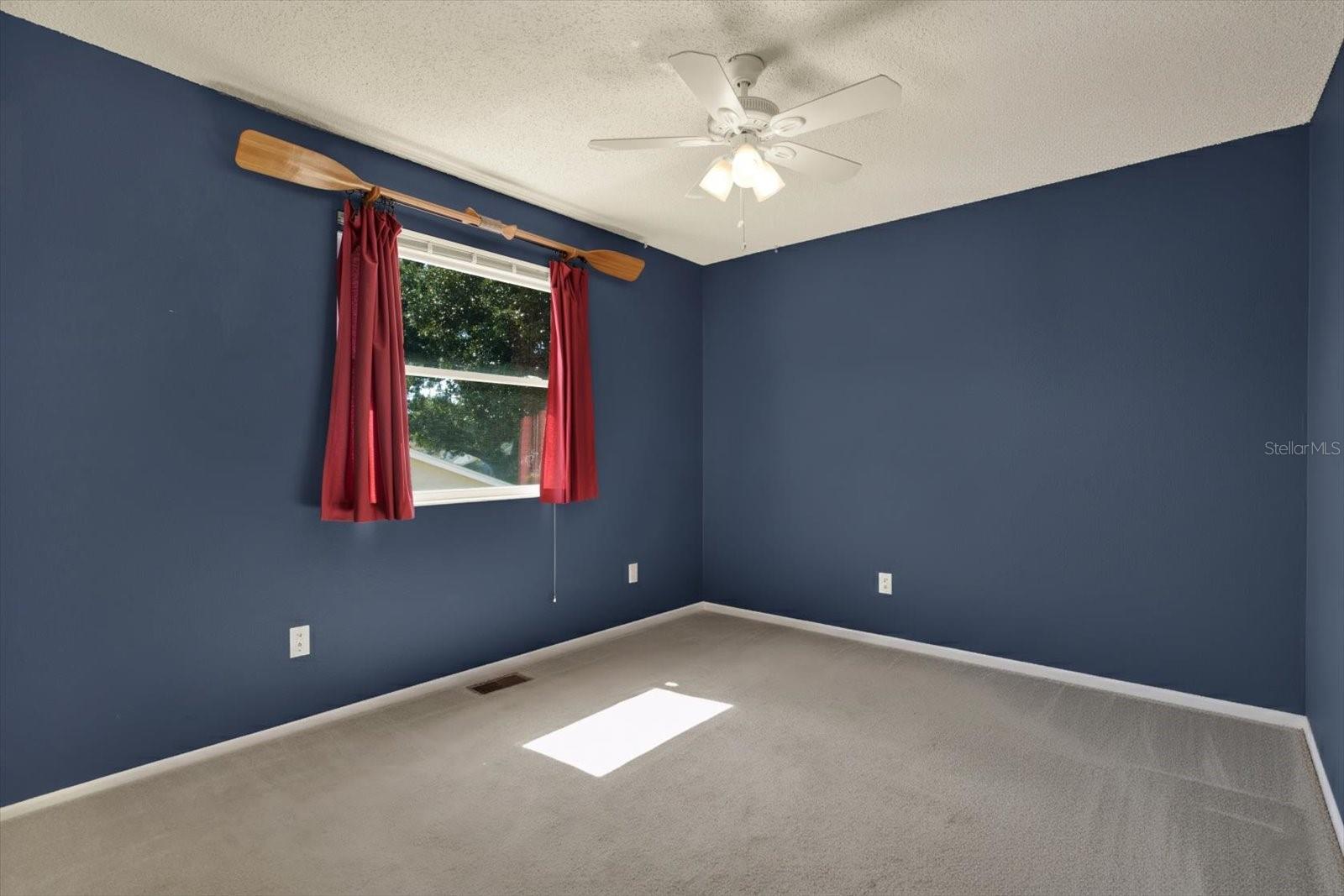 HILLTOP GROVES ESTATES - Residential