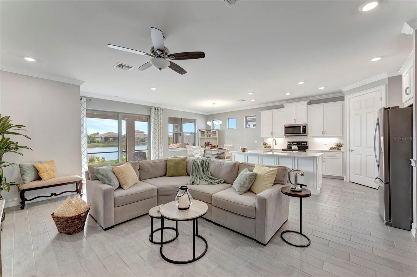 TOSCANA ISLES PH 6 UN 2 - Residential