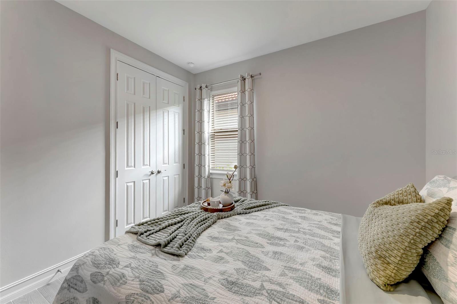 TOSCANA ISLES PH 6 UN 2 - Residential