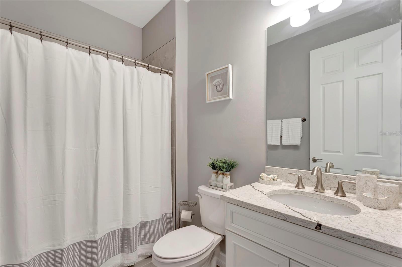 TOSCANA ISLES PH 6 UN 2 - Residential