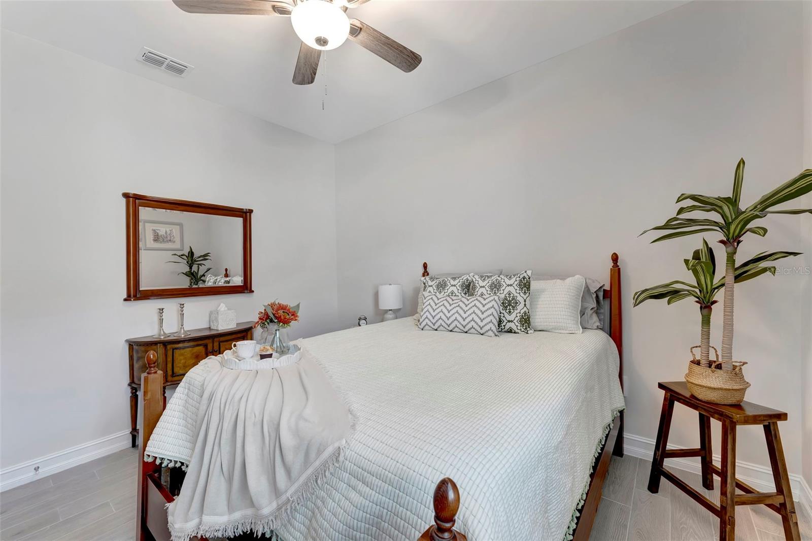 TOSCANA ISLES PH 6 UN 2 - Residential