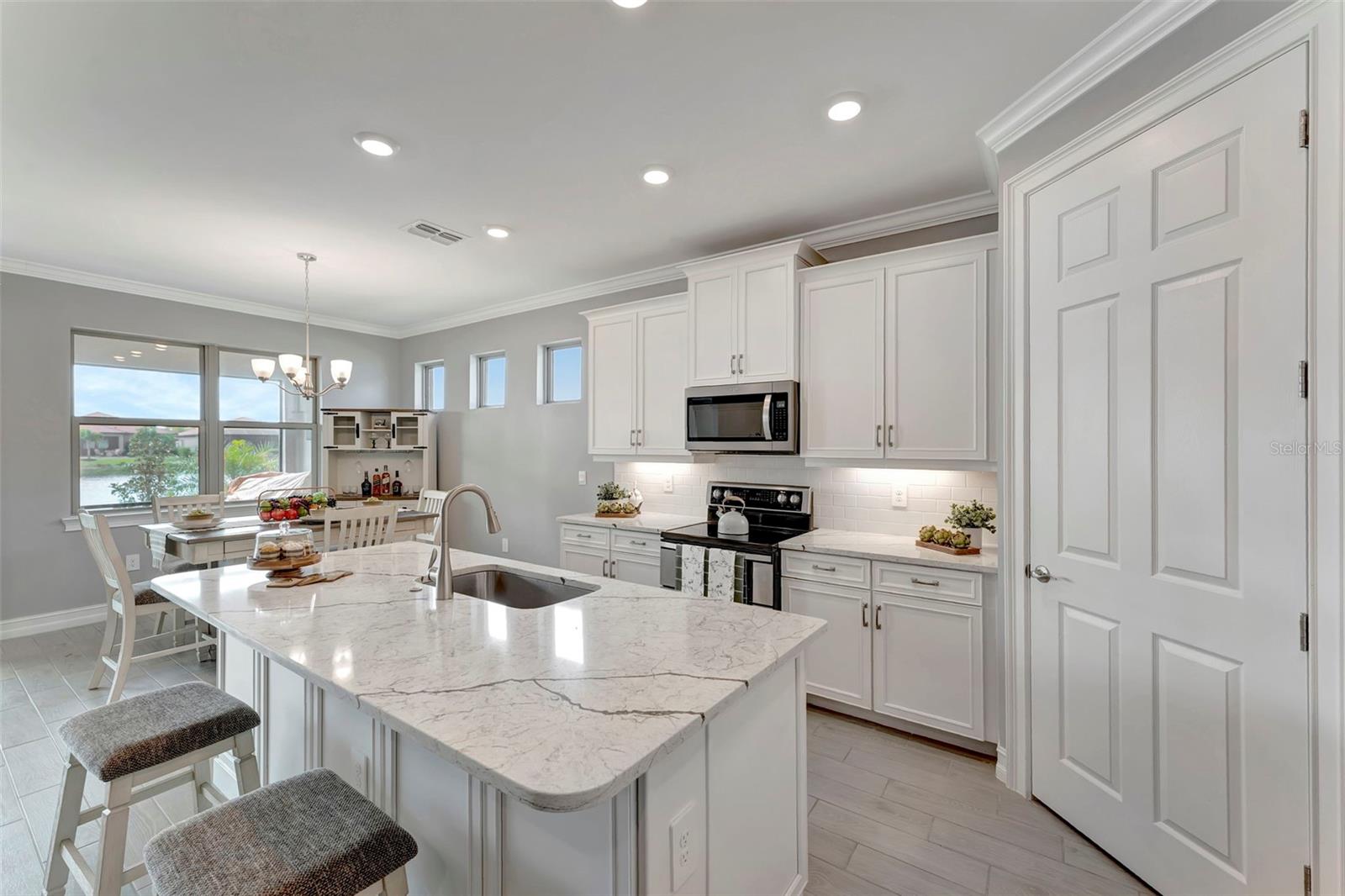 TOSCANA ISLES PH 6 UN 2 - Residential