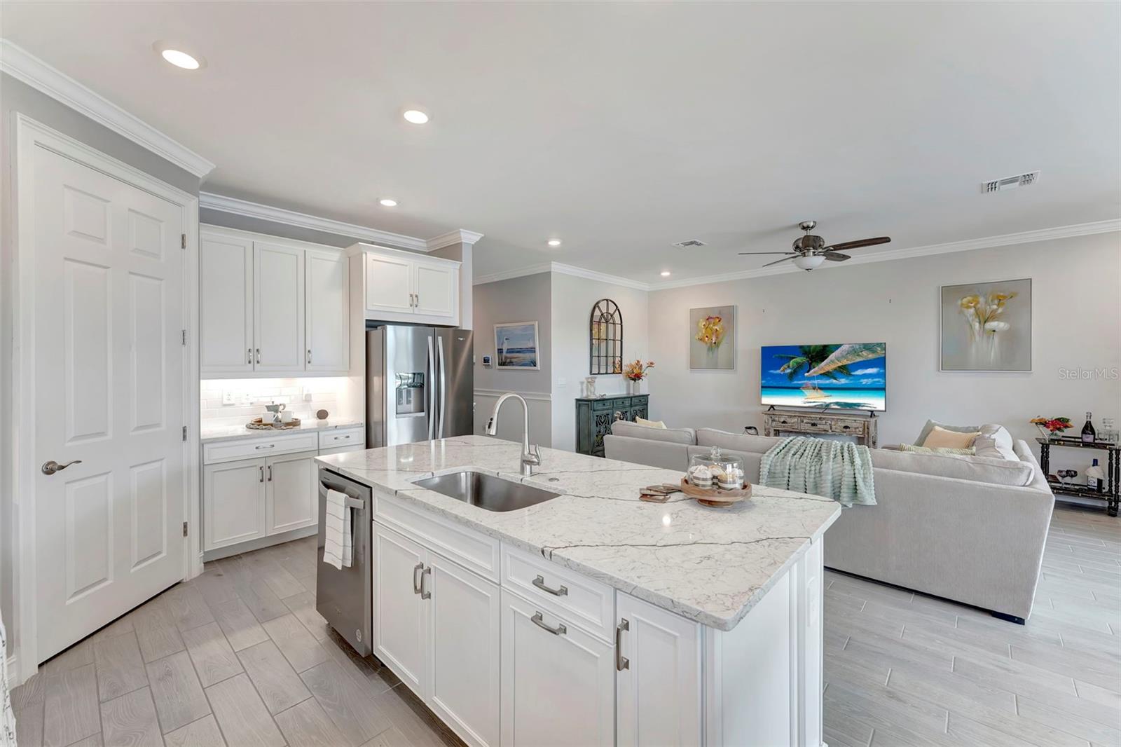 TOSCANA ISLES PH 6 UN 2 - Residential