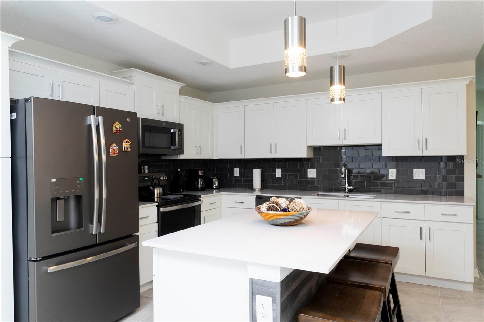 THE TERRACES AT STOREY LAKE CONDO 3 PH 10 - Residential