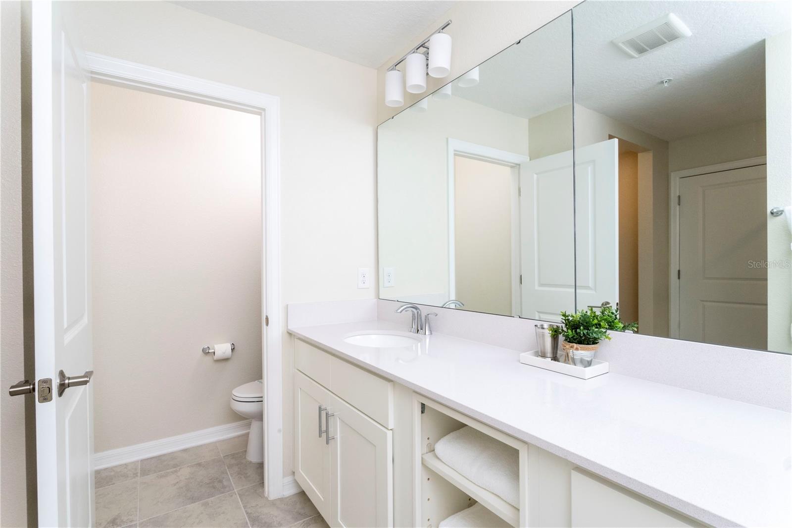 THE TERRACES AT STOREY LAKE CONDO 3 PH 10 - Residential