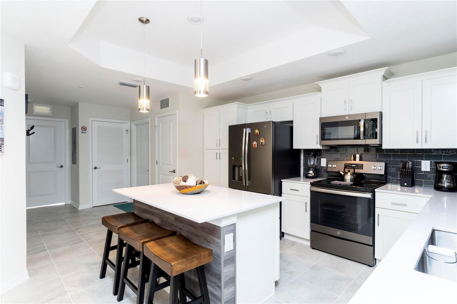 THE TERRACES AT STOREY LAKE CONDO 3 PH 10 - Residential