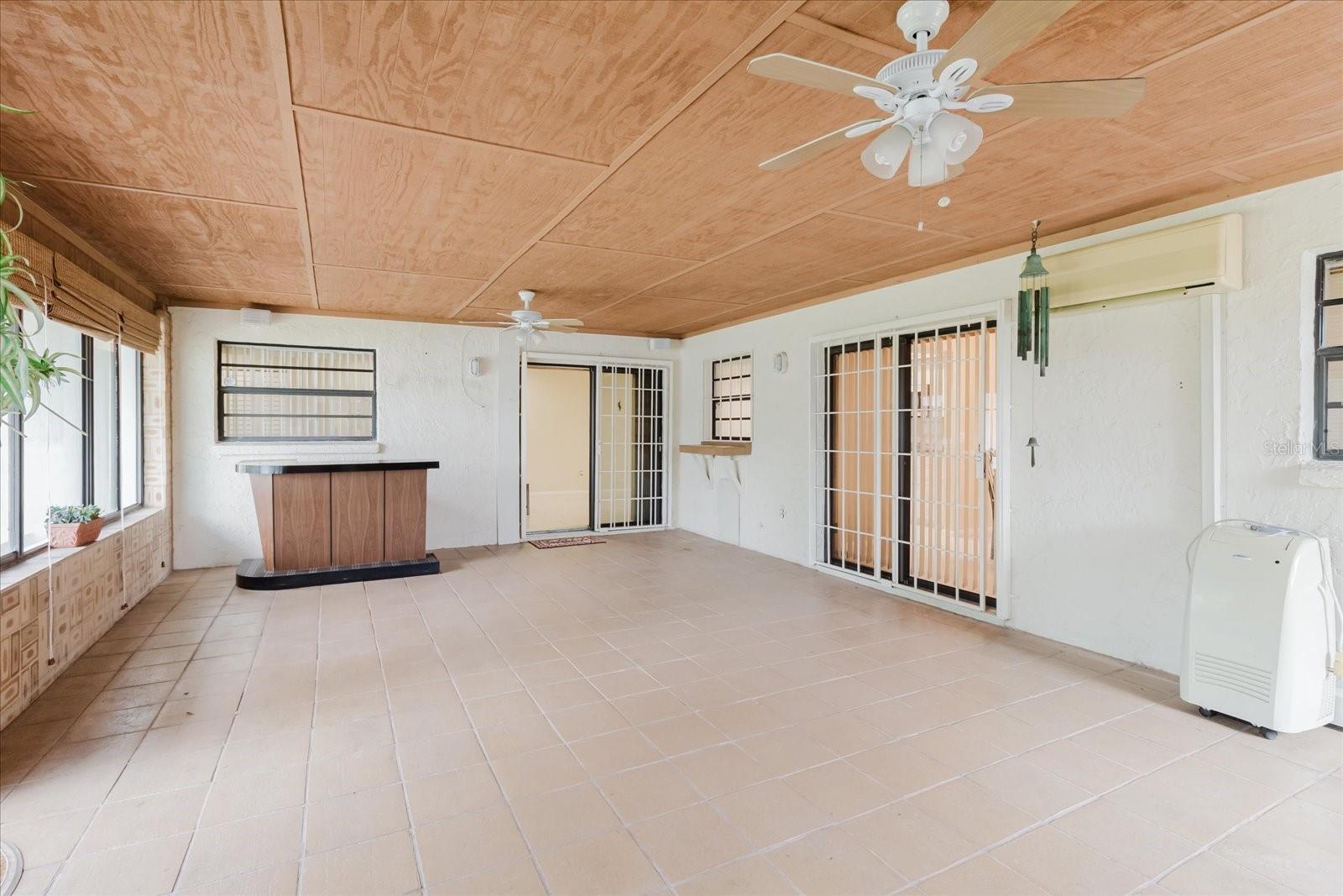 LAGO VISTA UNIT 2 - Residential