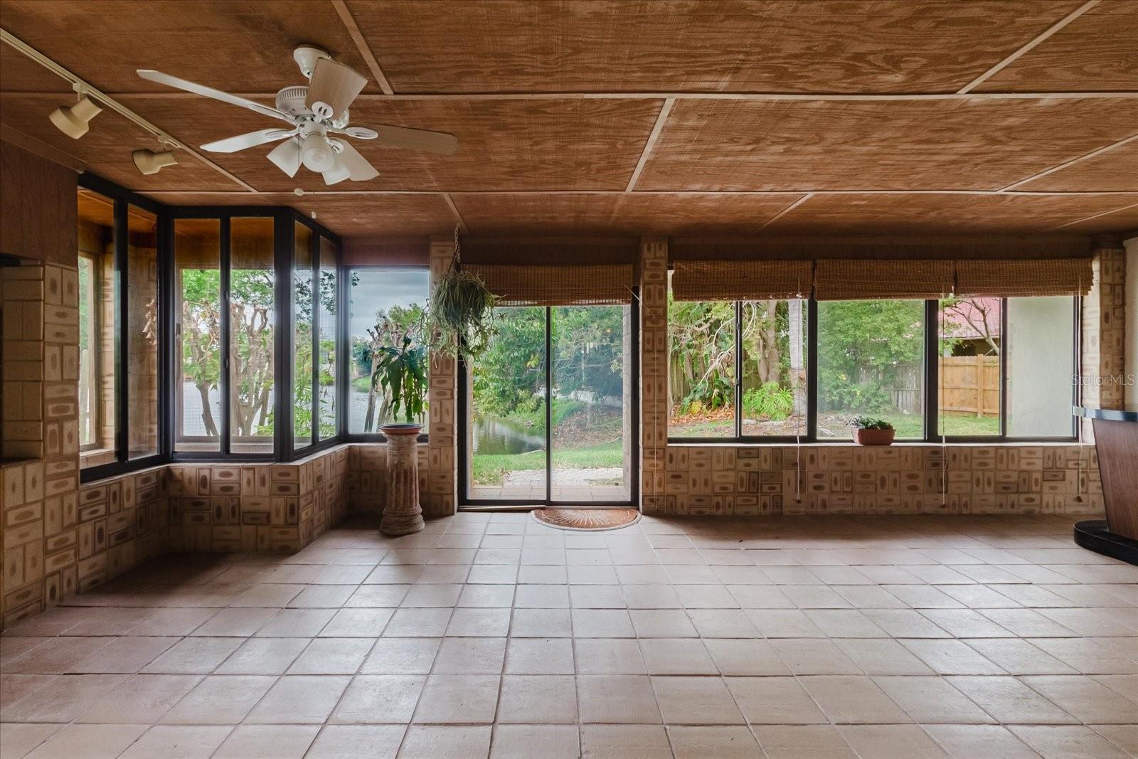 LAGO VISTA UNIT 2 - Residential