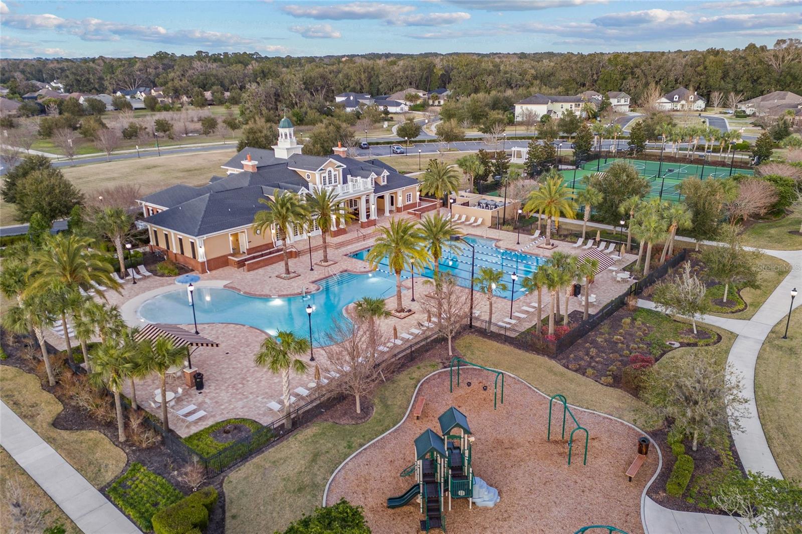 OAKMONT PH 2 PB 32 PG 30 - Residential