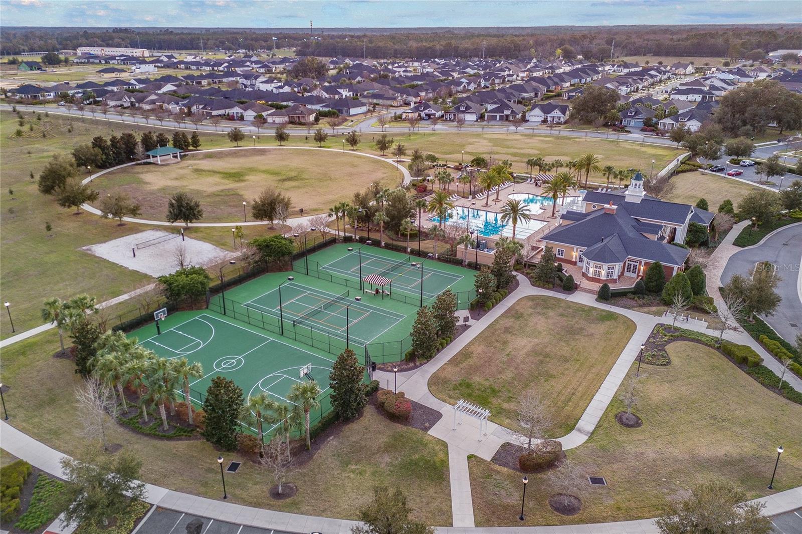 OAKMONT PH 2 PB 32 PG 30 - Residential