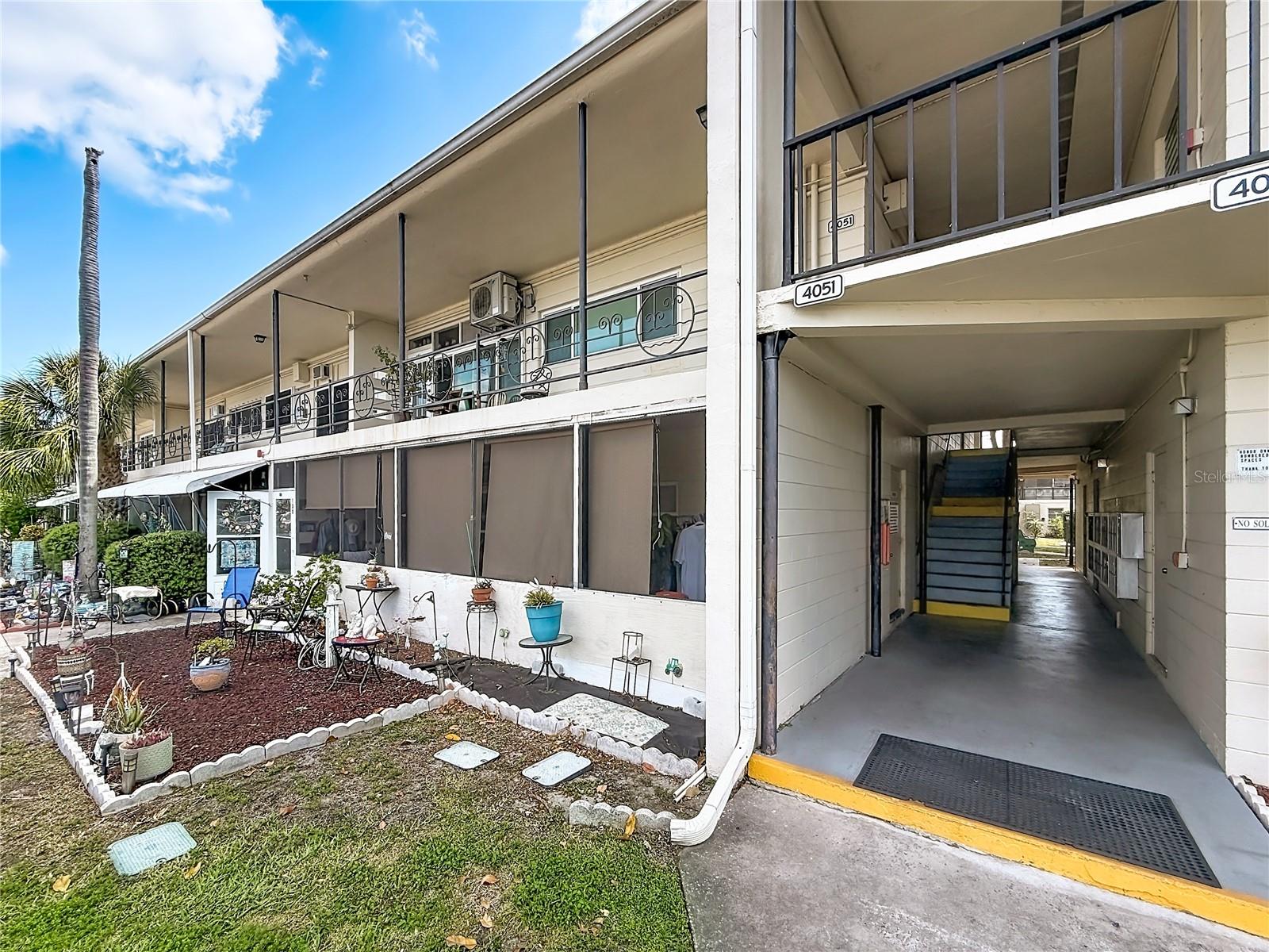 CLEARVIEW OAKS BLDG 2 - Residential