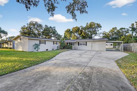 Photo of 3207 Flowertree Road, Belle Isle, FL 32812 (MLS # O6369592)