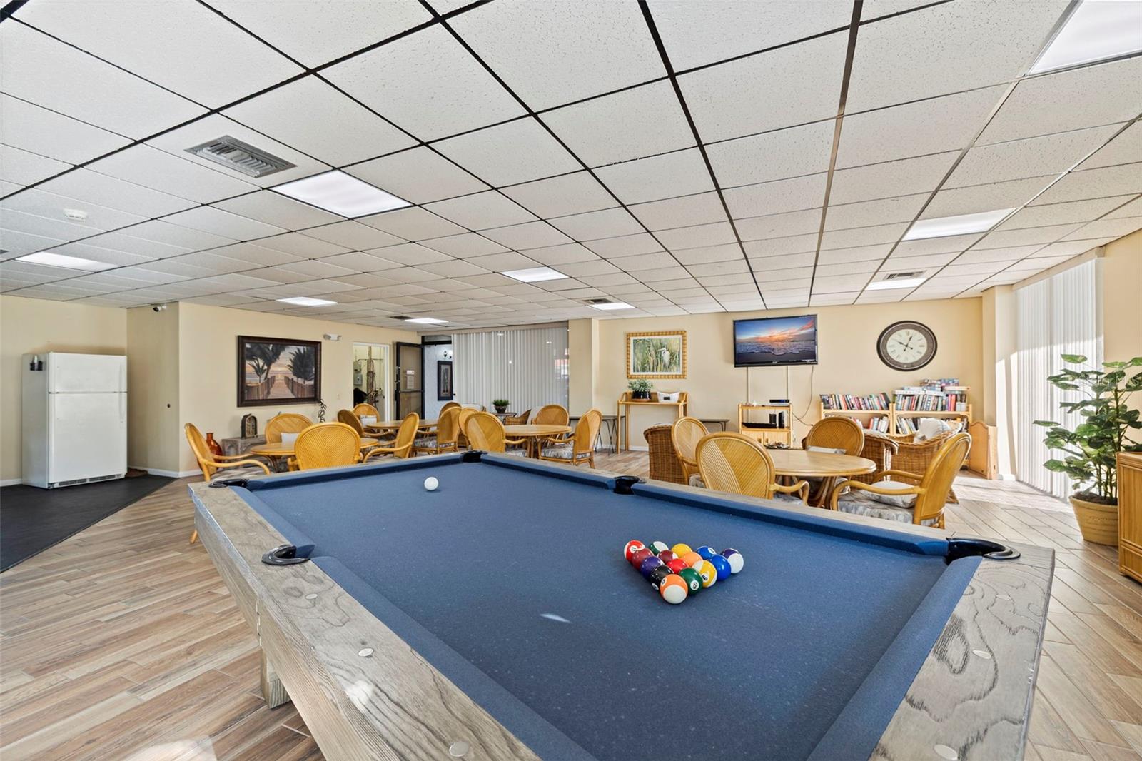 BAHIA DEL MAR I - Residential Lease