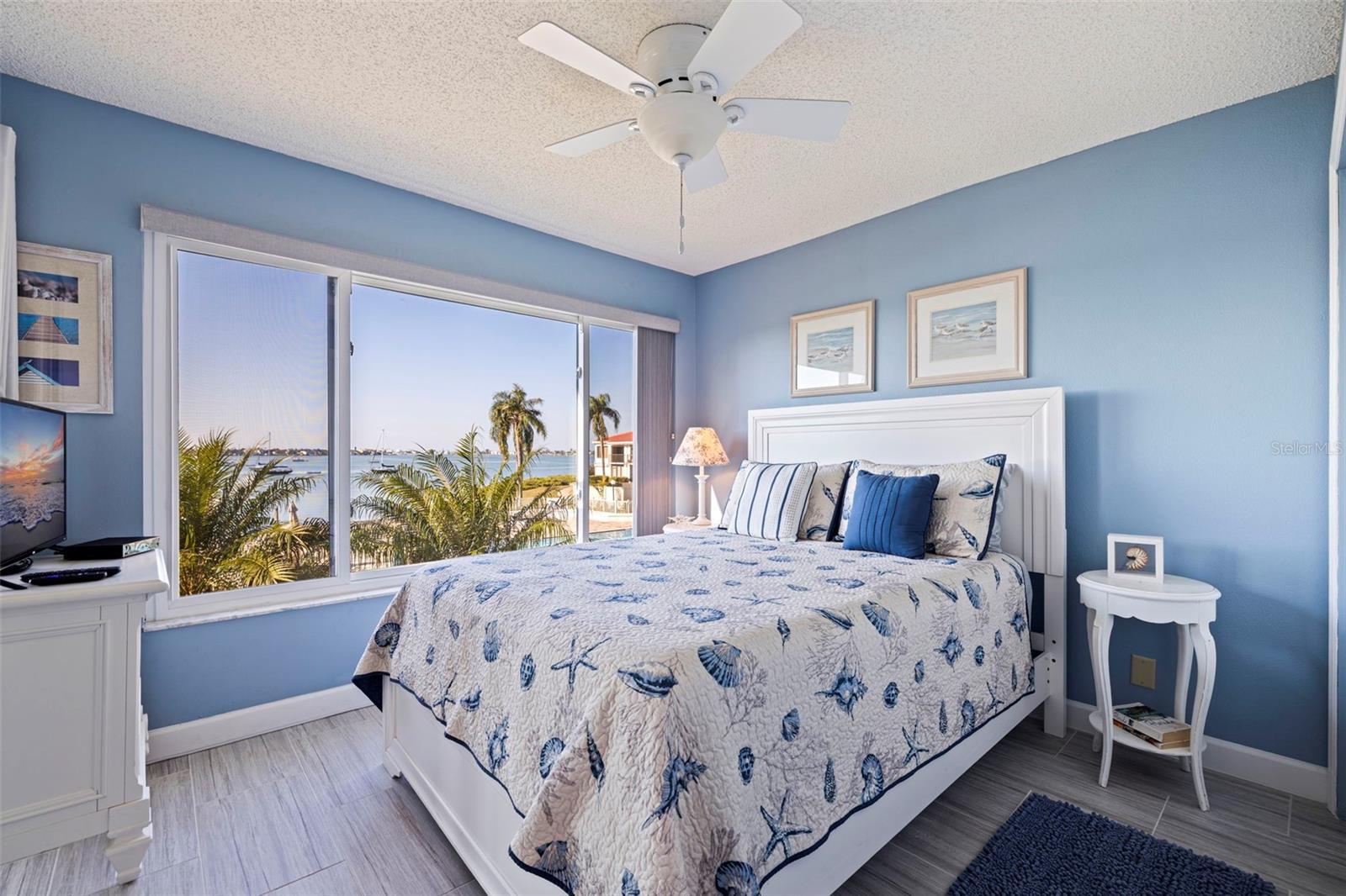 BAHIA DEL MAR I - Residential Lease