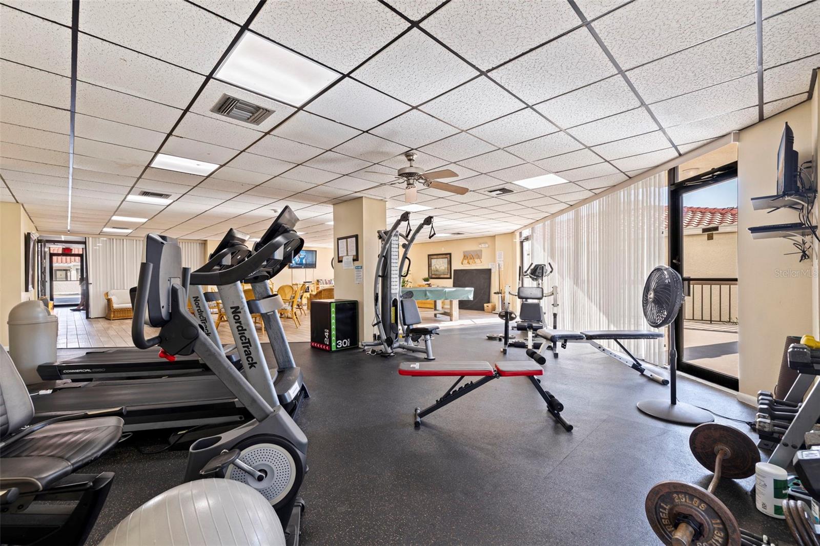 BAHIA DEL MAR I - Residential Lease