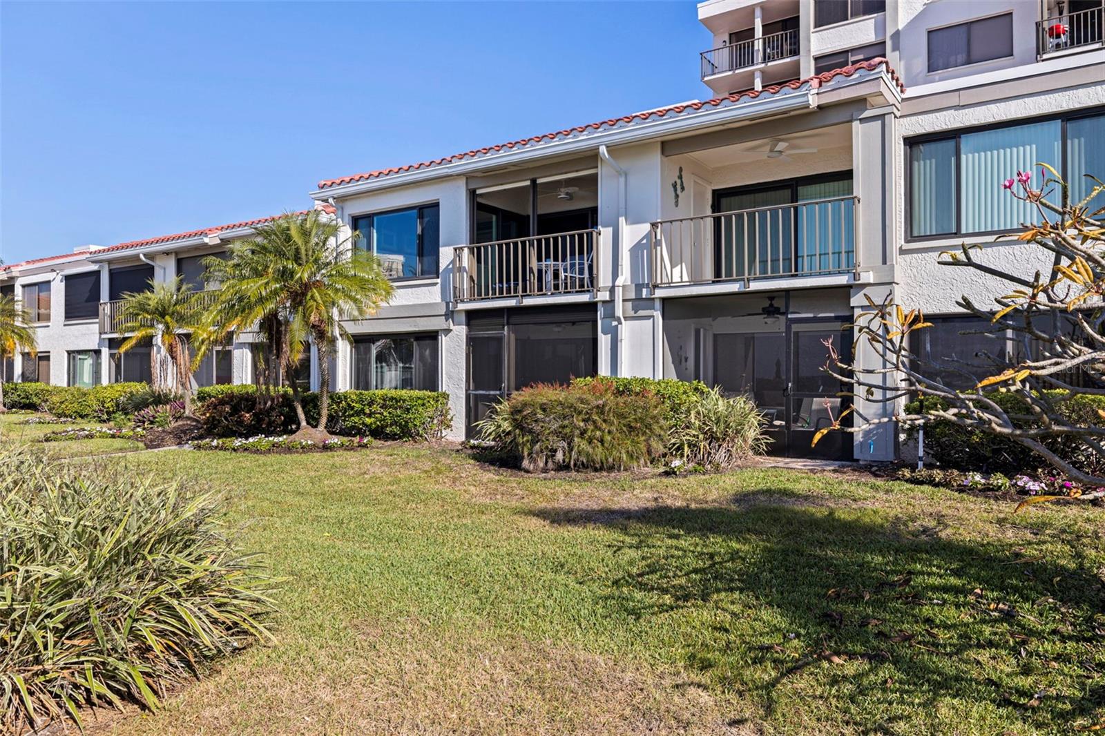 BAHIA DEL MAR I - Residential Lease