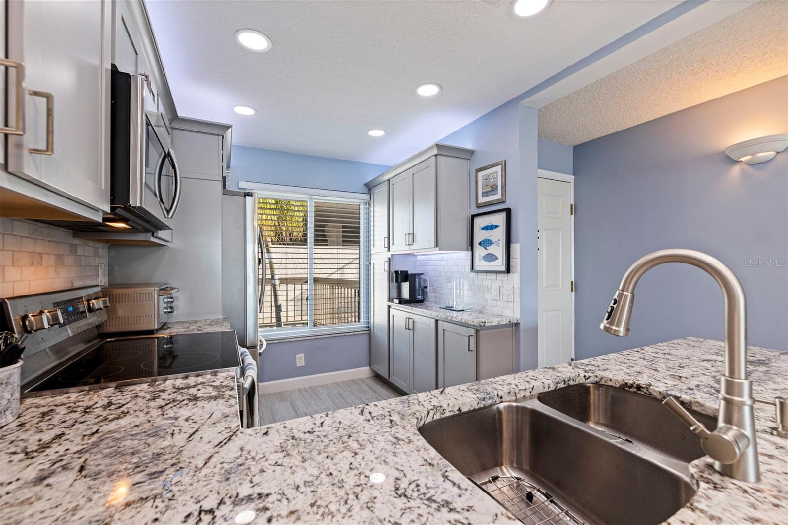 BAHIA DEL MAR I - Residential Lease