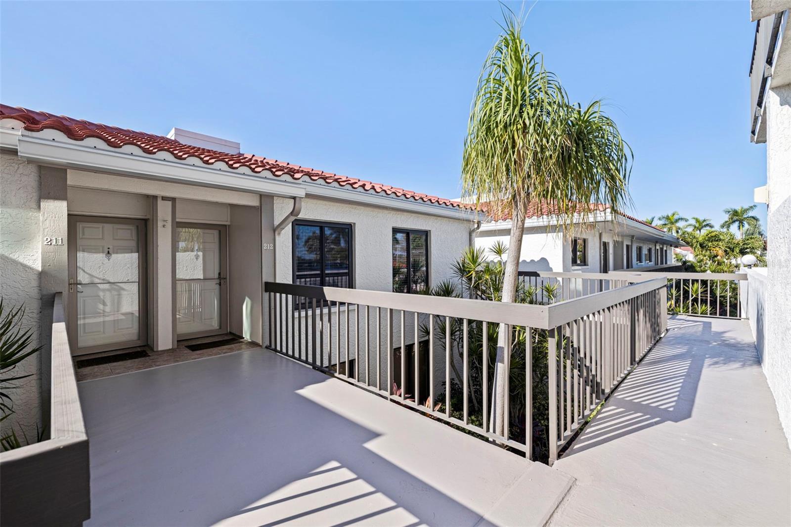 BAHIA DEL MAR I - Residential Lease