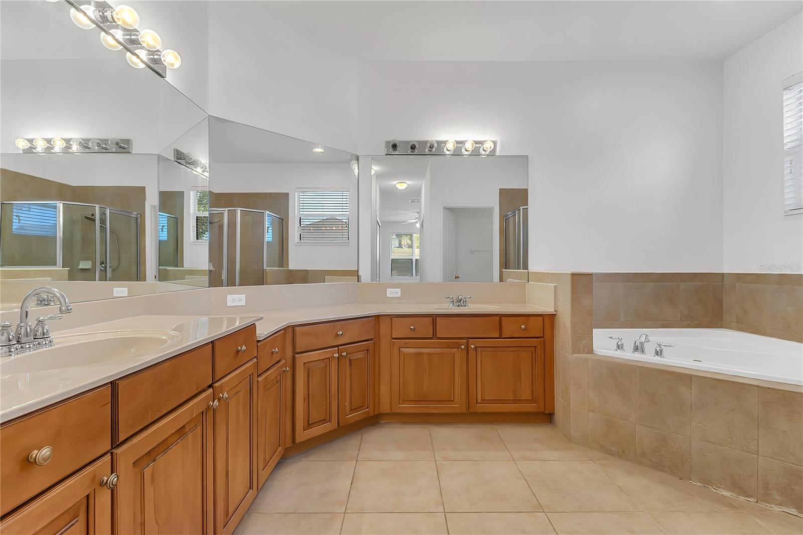 FORESTBROOKE PH 03 A-E - Residential